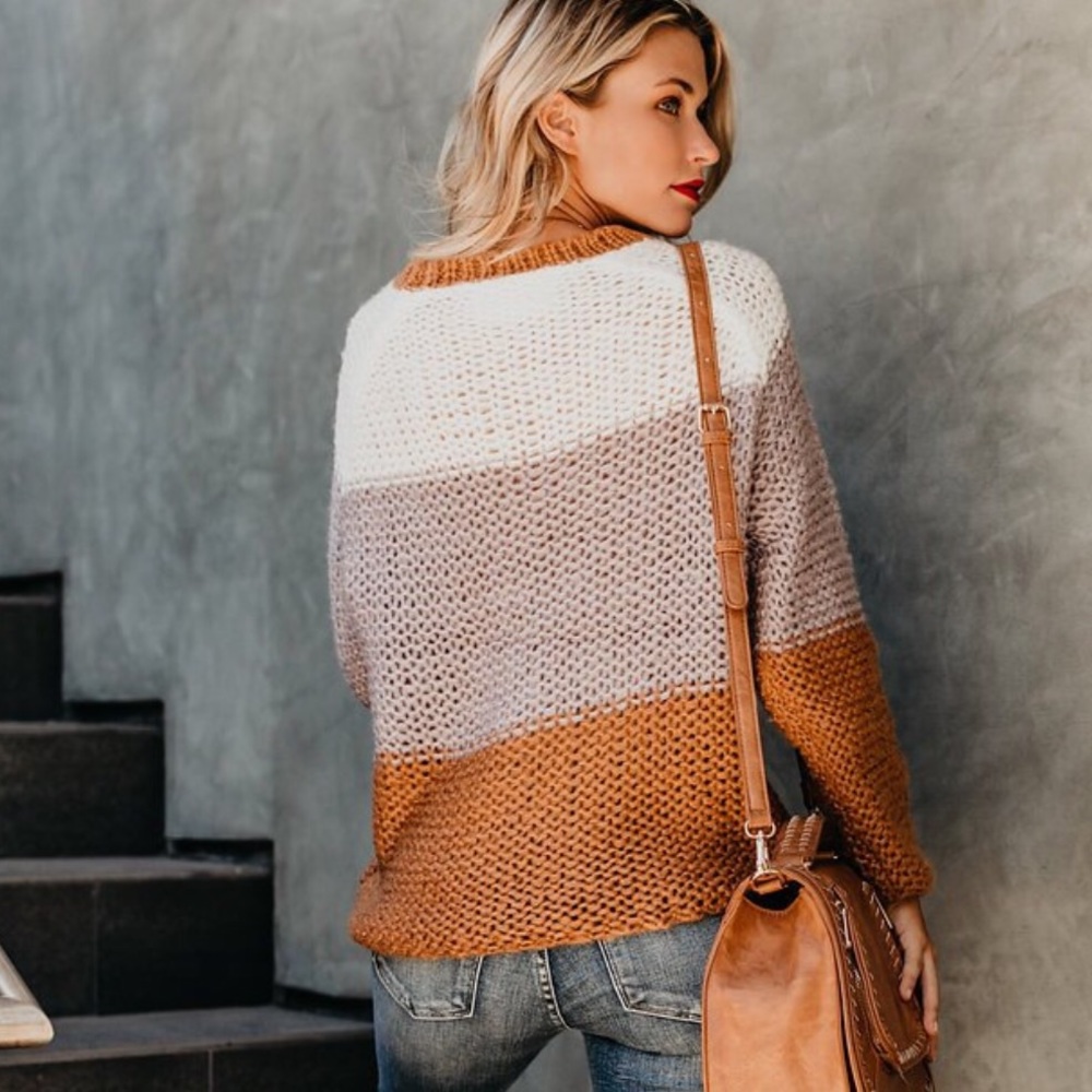 Caramel Colorblock Pullover - Picture 6 of 8